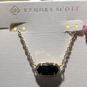 Kendra Scott Black / good Necklace!